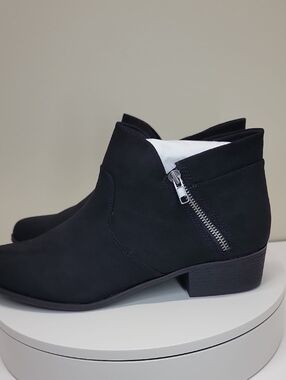 Sun + Stone NEW IN BOX Double-Zip Ankle Boots Black Sz 12